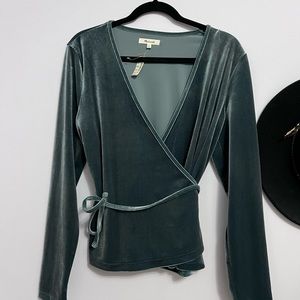 Madewell velvet top - NEW WITH TAGS